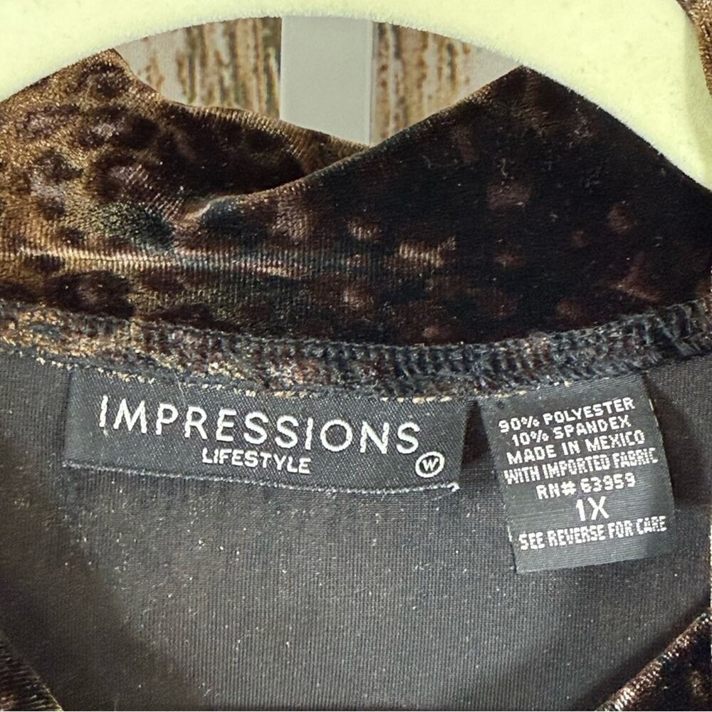 Impressions, Velvety Brown Leopard Print Floral Button Down Shirt. Size 1X. - Picture 3 of 5